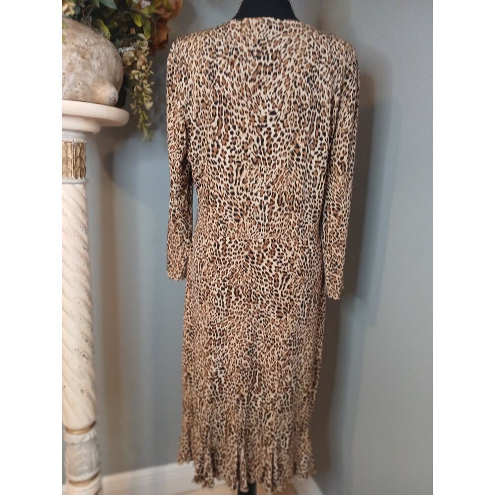 Glamour A Line Dress Womens Sz 14 Cheetah Print Neck Surplice V Neck Frill Hem - Picture 4 of 7